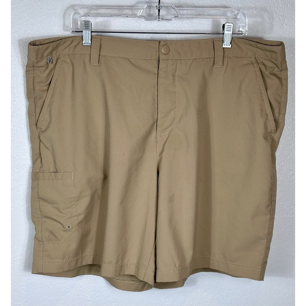 COLUMBIA PFG Men's Size 40x8 Shorts Beige Fishing Shorts Flat Front Outdoor
